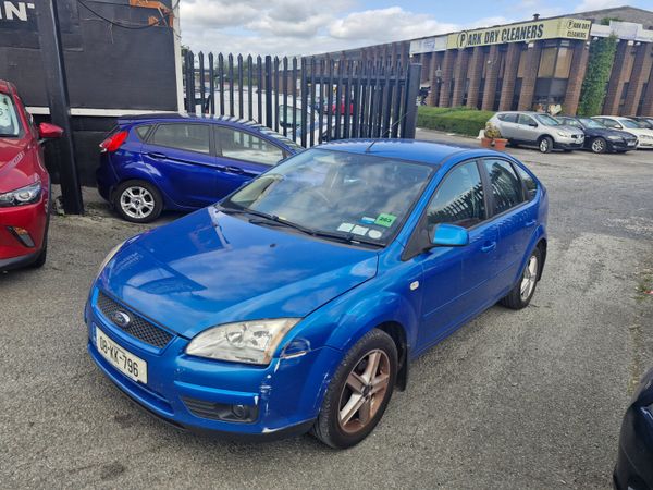 Ford Focus Hatchback, Petrol, 2008, Blue
