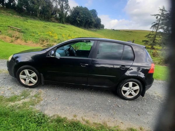 Volkswagen Golf Hatchback, Petrol, 2008, Black