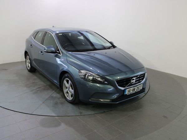 Volvo V40 Hatchback, Petrol, 2014, Blue