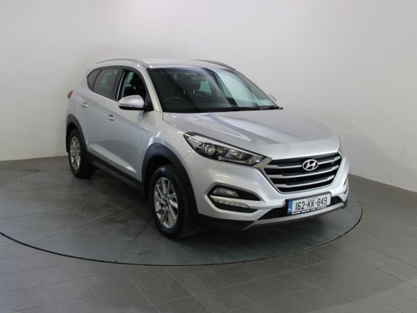 Hyundai Tucson SUV, Diesel, 2016, Silver