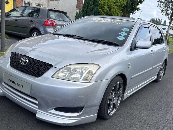 Toyota Corolla Hatchback, Petrol, 2004, Silver