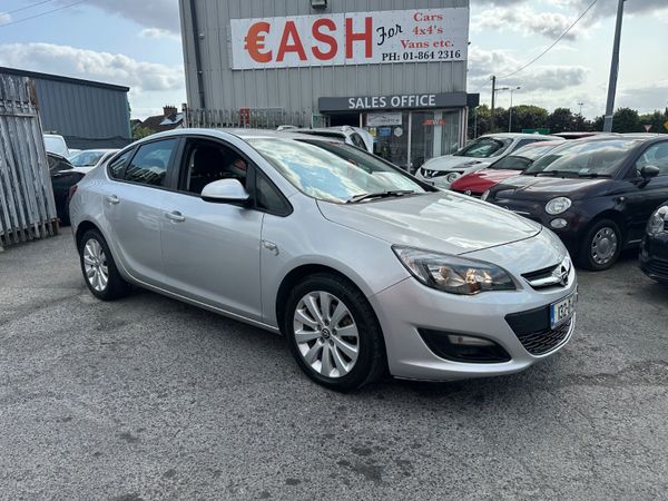 Opel Astra Saloon, Diesel, 2013, Silver