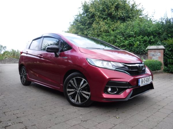Honda Fit Hatchback, Petrol Hybrid, 2018, Red