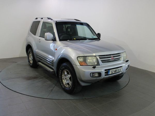 Mitsubishi Pajero SUV, Diesel, 2002, 