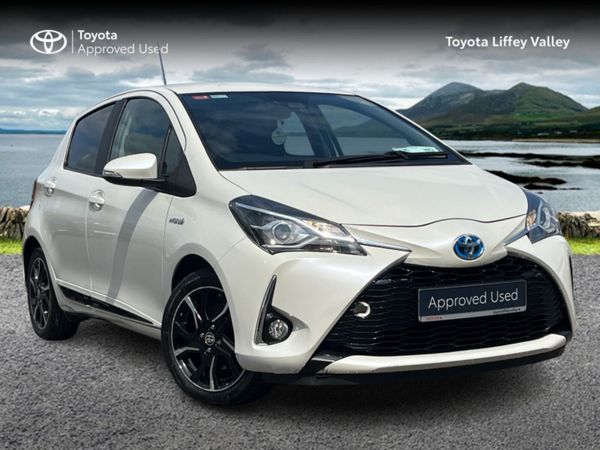 Toyota Yaris Hatchback, Petrol Hybrid, 2018, White