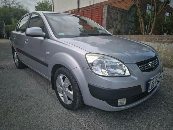 Kia Rio Saloon, Petrol, 2008, Silver