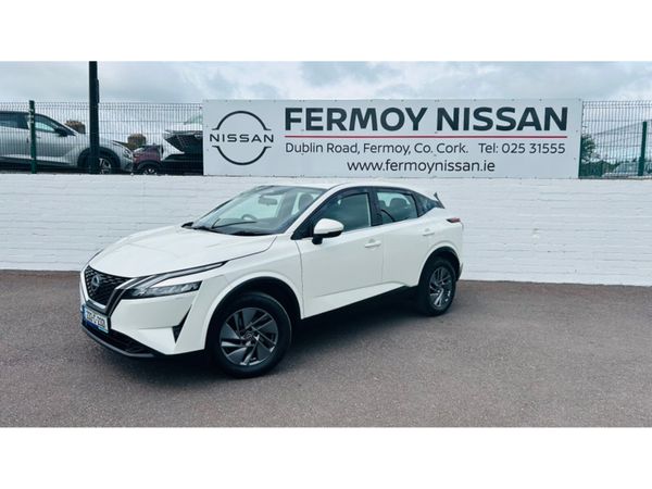 Nissan Qashqai MPV, Petrol, 2023, White