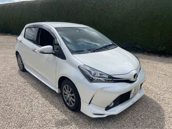 Toyota Vitz Hatchback, Petrol, 2016, White