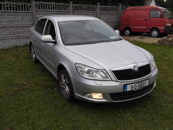 Skoda Octavia Hatchback, Diesel, 2011, Silver