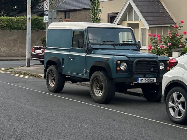 Land Rover Defender SUV, Diesel, 1990, Blue