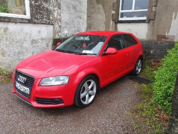 Audi A3 Hatchback, Diesel, 2010, Red
