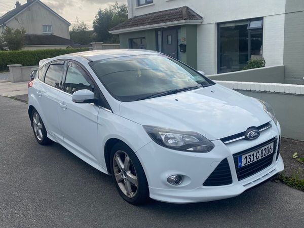 Ford Focus Hatchback, Diesel, 2013, White