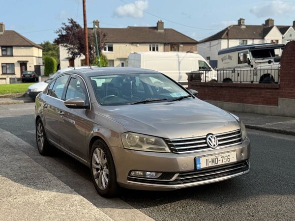 Volkswagen Passat Saloon, Diesel, 2011, Brown