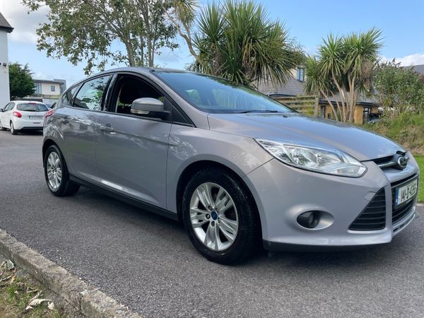 Ford Focus Hatchback, Diesel, 2014, Grey