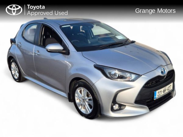 Toyota Yaris Hatchback, Petrol Hybrid, 2022, Silver