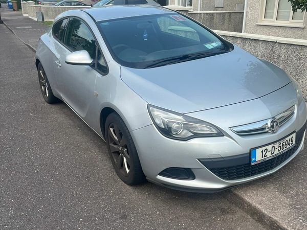 Vauxhall Astra Hatchback, Petrol, 2012, Silver