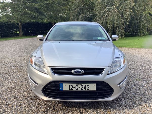 Ford Mondeo Saloon, Diesel, 2012, Silver