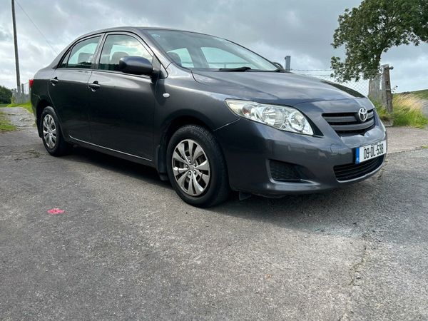 Toyota Corolla Saloon, Diesel, 2009, Grey