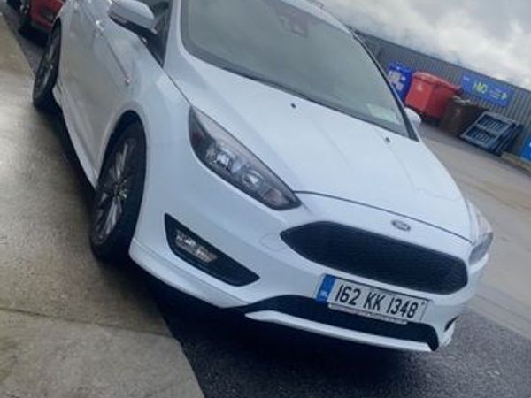 Ford Focus Hatchback, Diesel, 2016, White