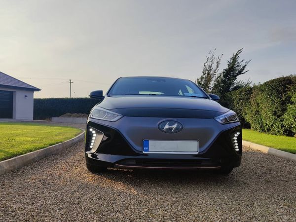 Hyundai IONIQ Hatchback, Electric, 2017, Black