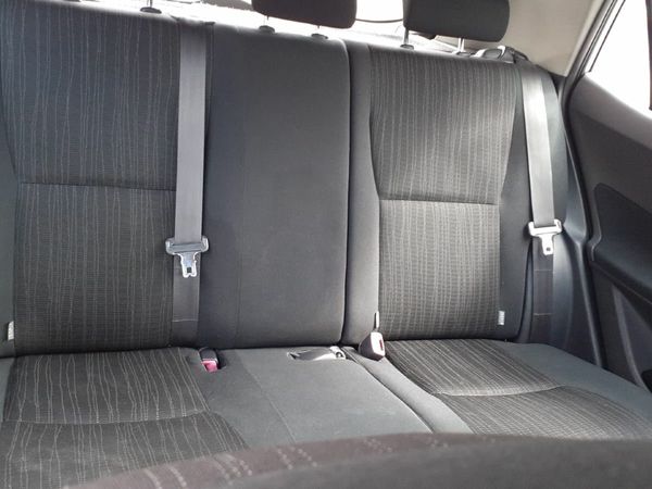 Toyota Auris Hatchback, Petrol, 2007, Silver