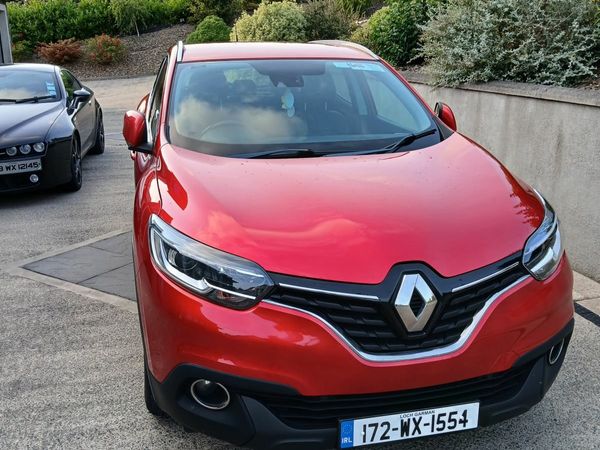 Renault Kadjar SUV, Diesel, 2017, Red