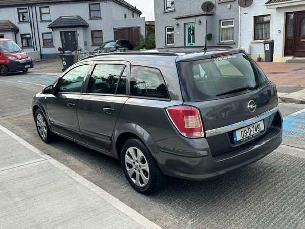 Opel Astra Estate, Petrol, 2009, Grey