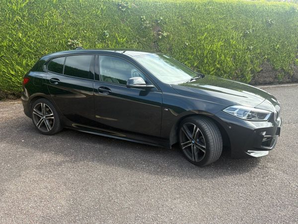 BMW 1-Series Hatchback, Petrol, 2019, Black