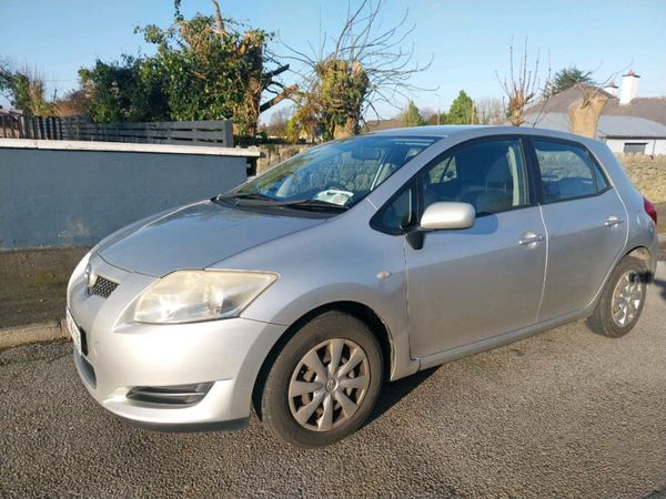 Toyota Auris Hatchback, Petrol, 2007, Silver