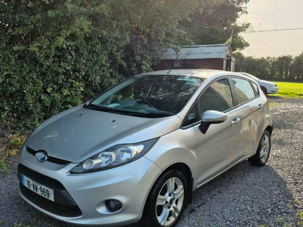 Ford Fiesta Hatchback, Diesel, 2010, Silver