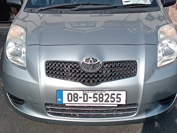 Toyota Yaris Hatchback, Petrol, 2008, Silver