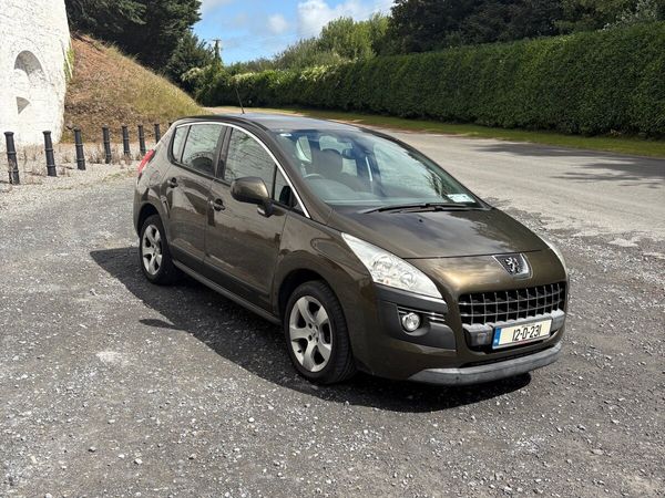 Peugeot 3008 MPV, Diesel, 2012, Brown