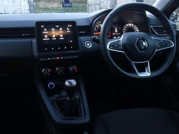 Renault Clio Hatchback, Petrol, 2022, Grey