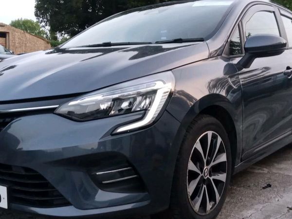 Renault Clio Hatchback, Petrol, 2022, Grey