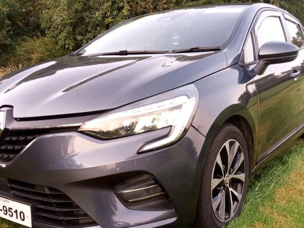 Renault Clio Hatchback, Petrol, 2022, Grey