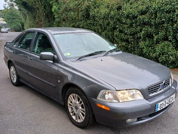 Volvo S40 Saloon, Petrol, 2003, Grey