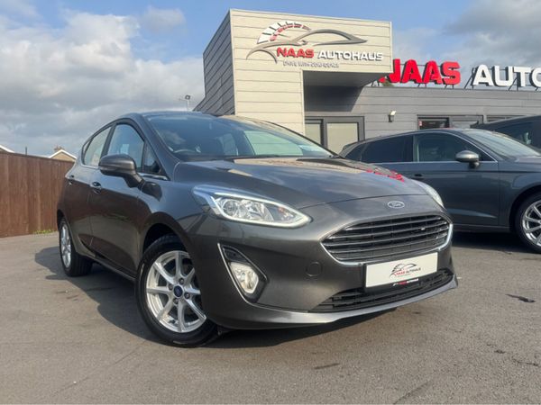 Ford Fiesta Hatchback, Petrol, 2018, Grey