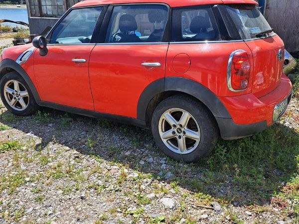 Mini One Estate/Jeep, Diesel, 2012, Red