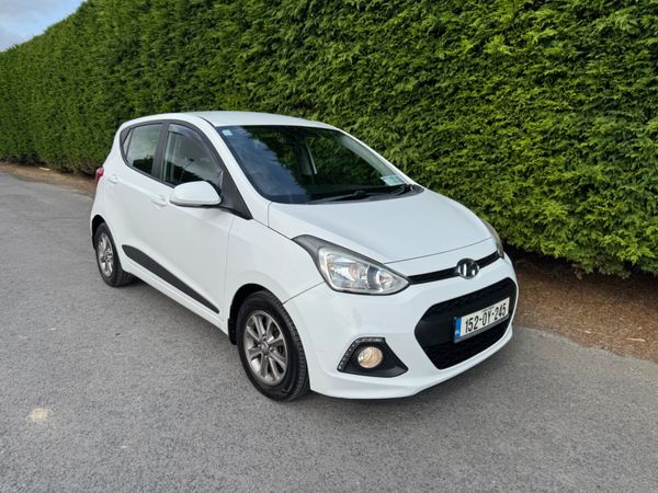 Hyundai i10 Hatchback, Petrol, 2015, White