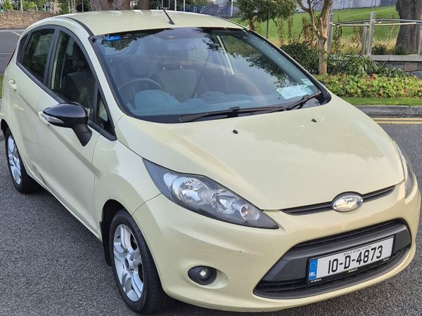Ford Fiesta Hatchback, Petrol, 2010, Gold