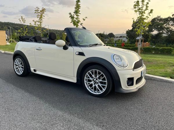 Mini One Convertible, Petrol, 2015, White