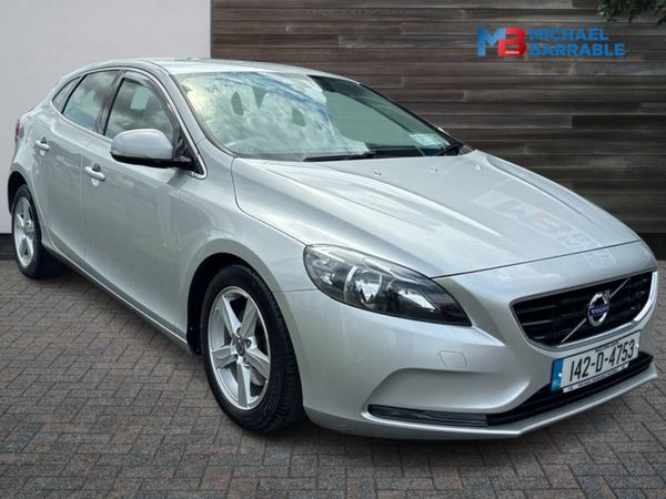 Volvo V40 Hatchback, Diesel, 2014, Silver