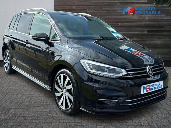 Volkswagen Touran MPV, Petrol, 2016, Black
