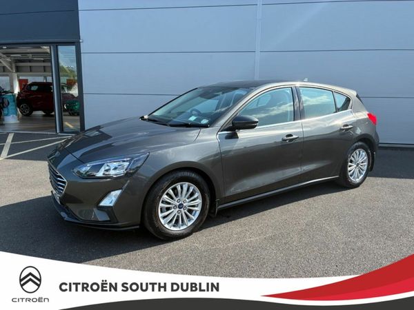 Ford Focus Hatchback, Petrol, 2020, Grey