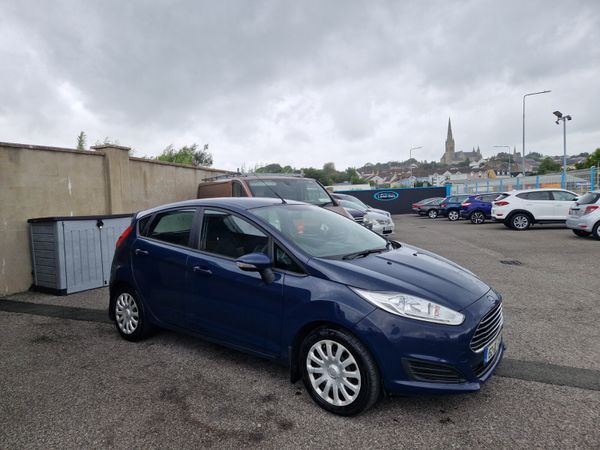 Ford Fiesta Hatchback, Diesel, 2015, Blue