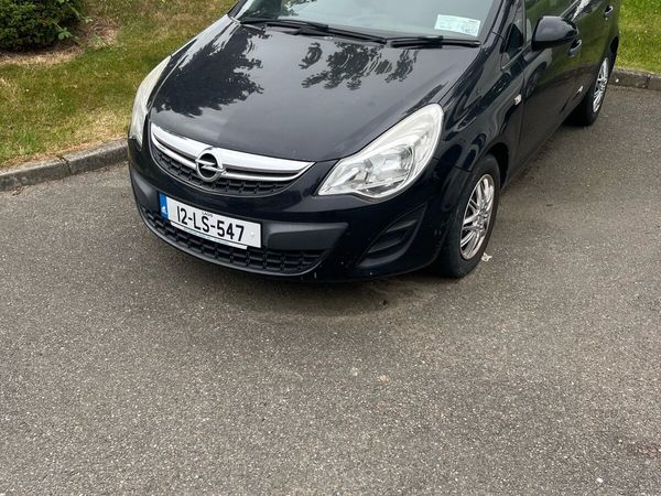 Opel Corsa Hatchback, Diesel, 2012, Black