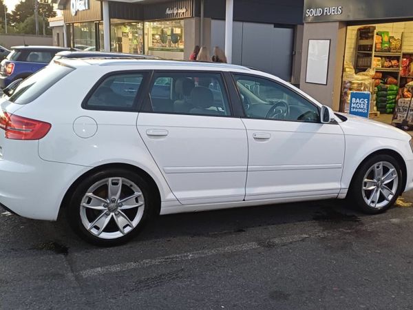 Audi A3 Hatchback, Petrol, 2010, White