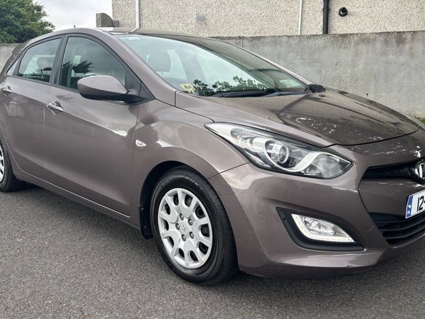 Hyundai i30 MPV, Diesel, 2012, Bronze