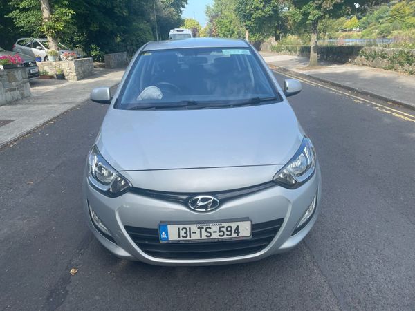 Hyundai i20 Hatchback, Diesel, 2013, Silver