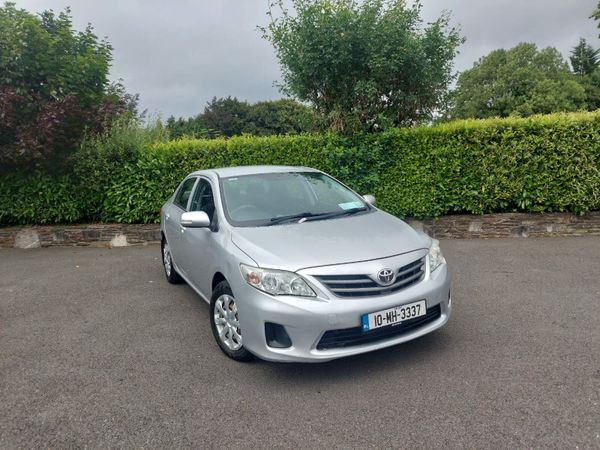 Toyota Corolla Saloon, Diesel, 2010, Silver